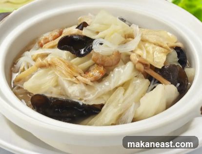 Braised Dish with Tofu Skin and Mushrooms