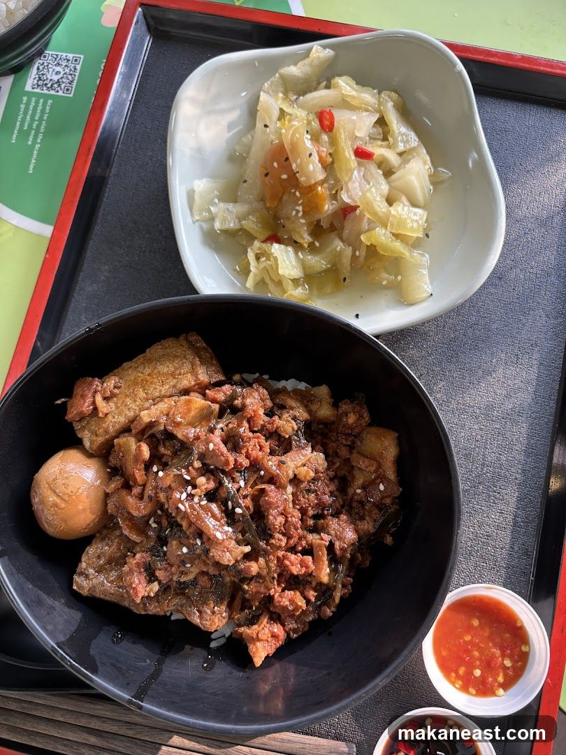Braised Pork Rice Bowl with Side Dish
