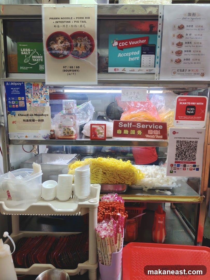 216 肉骨虾面 Pork Rib Prawn Noodle