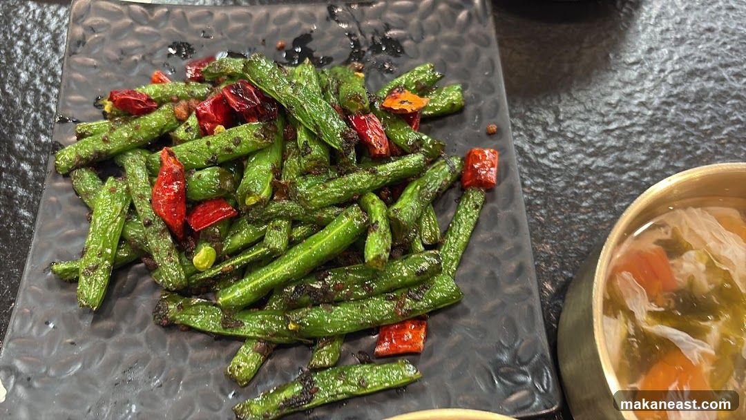 Spicy Green Beans and Soup