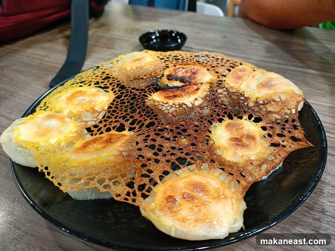 Pan-fried dumplings
