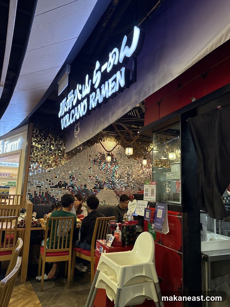Tonkotsu Kazan VOLCANO Ramen @ Century Square 豚骨火山ラーメン @ センチュリースクエア店