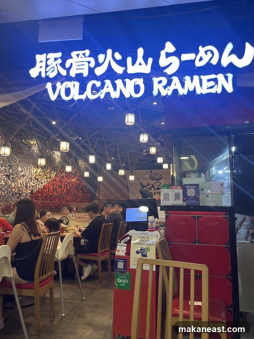 Tonkotsu Kazan VOLCANO Ramen @ Century Square 豚骨火山ラーメン @ センチュリースクエア店