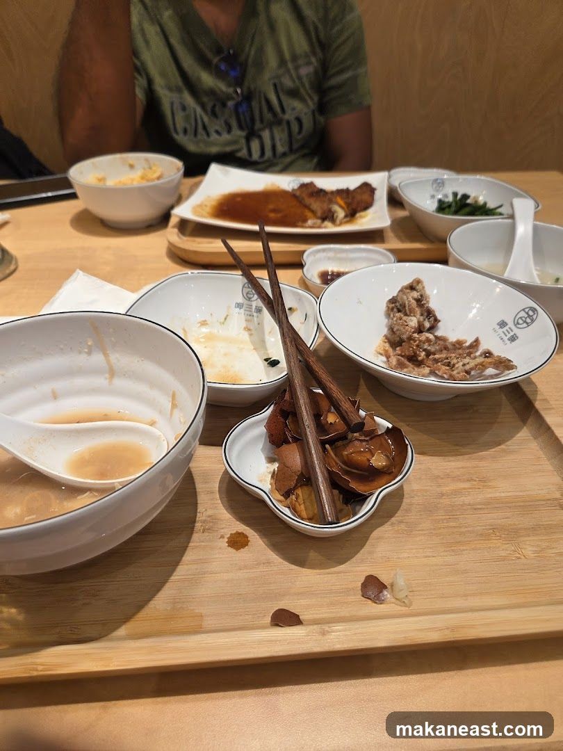 Table with leftover food
