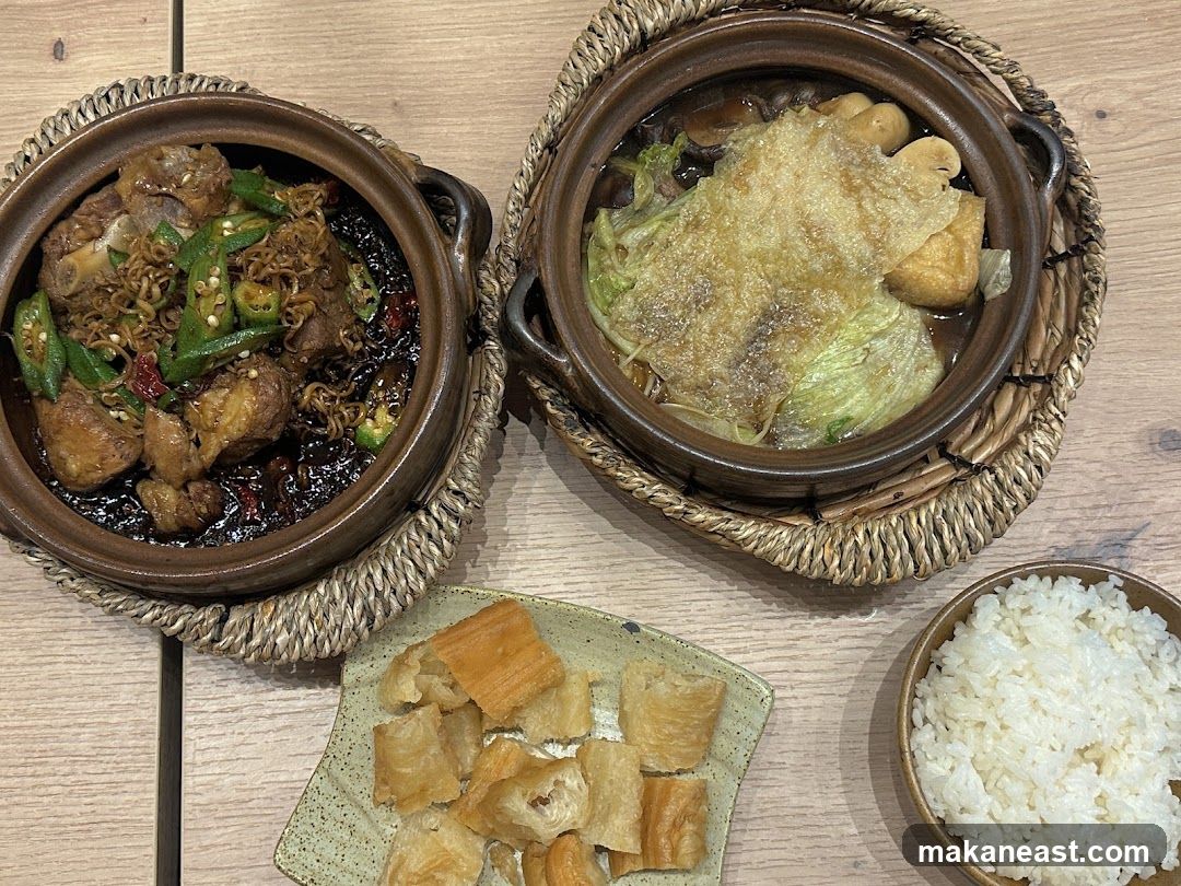 Claypot dishes with rice and fried dough sticks
