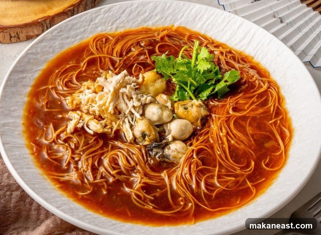 Oyster and Shredded Chicken Noodles
