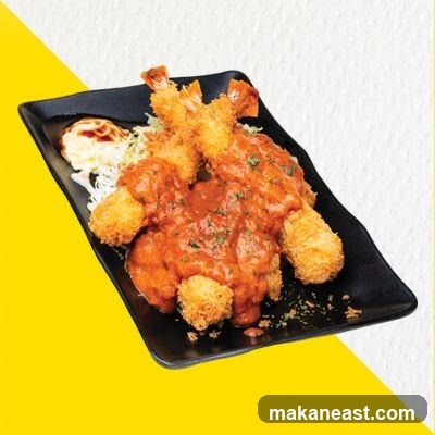 Fried Seafood with Sauce