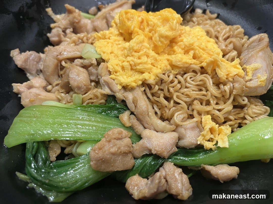 Noodles with Chicken and Bok Choy