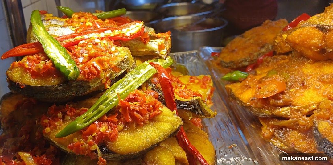 Fried Fish with Chili Sauce