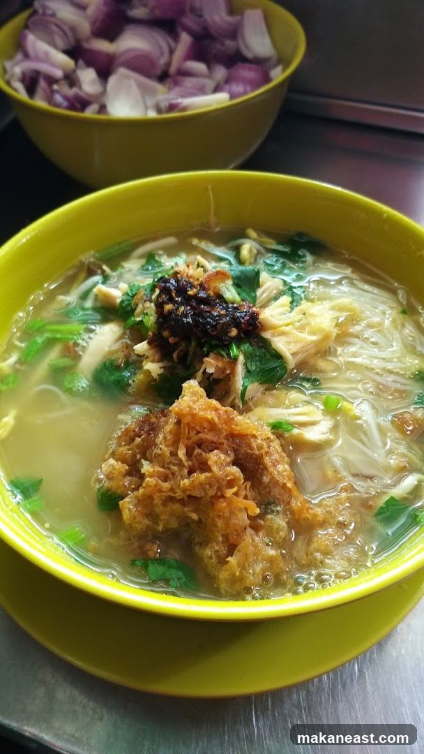 Noodle Soup with Fried Topping
