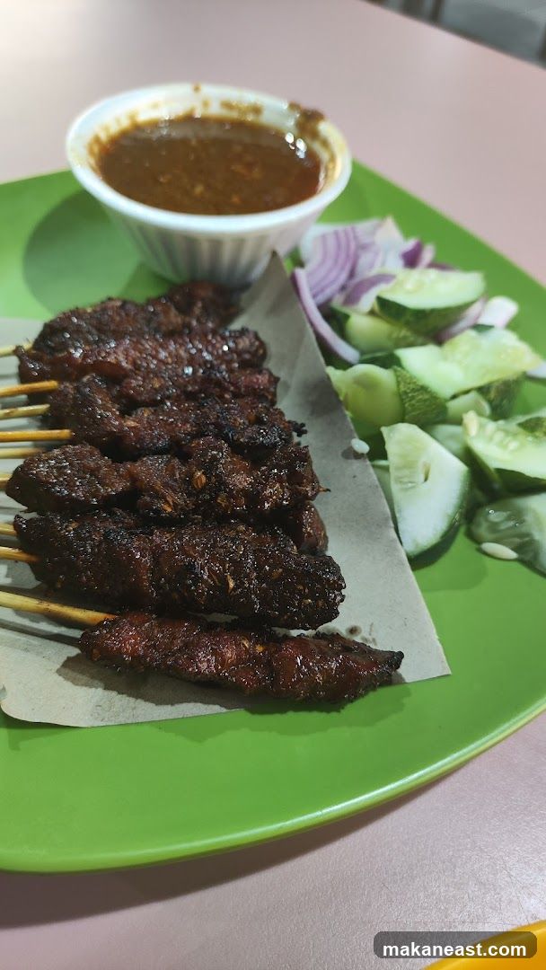 Satay with Peanut Sauce and Cucumber