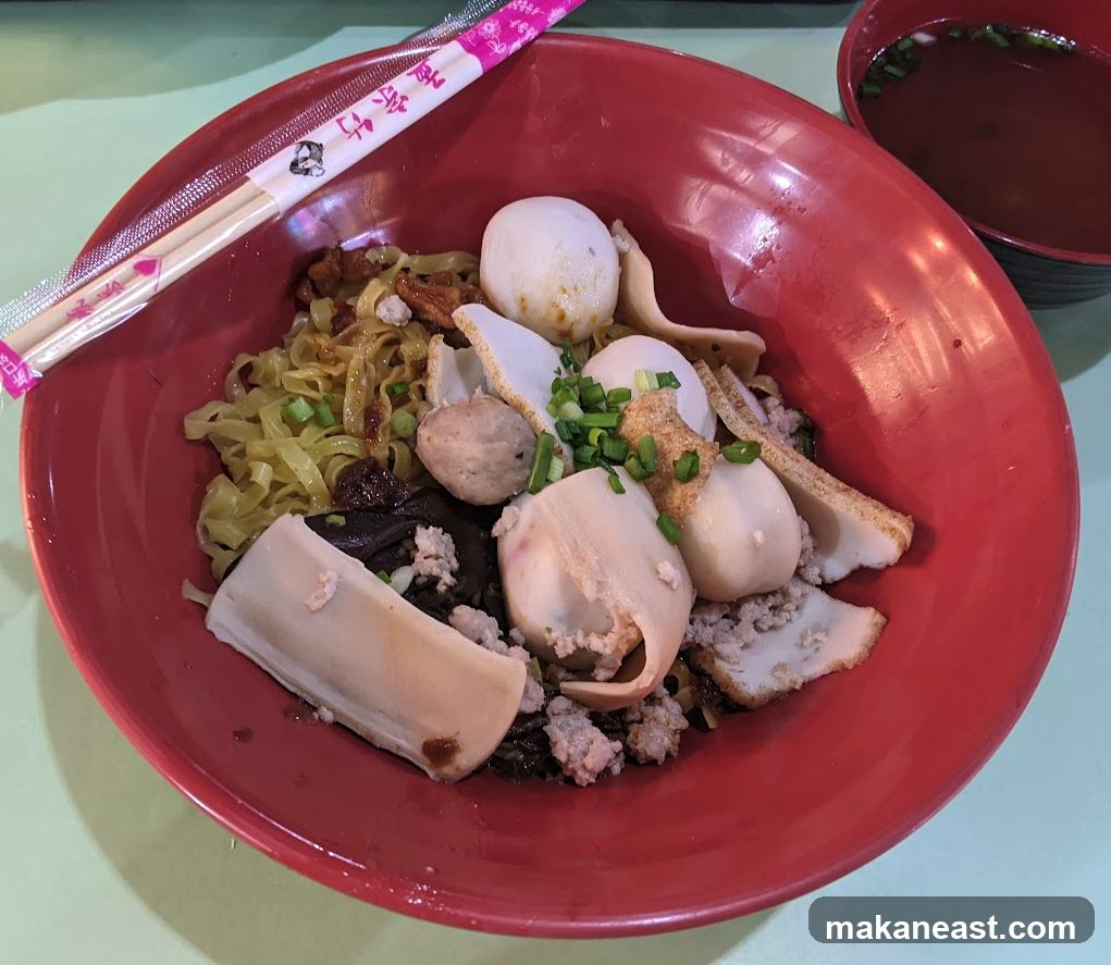 Noodles with Fish Balls and Minced Meat