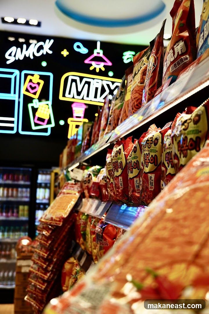 Snack Mix Display