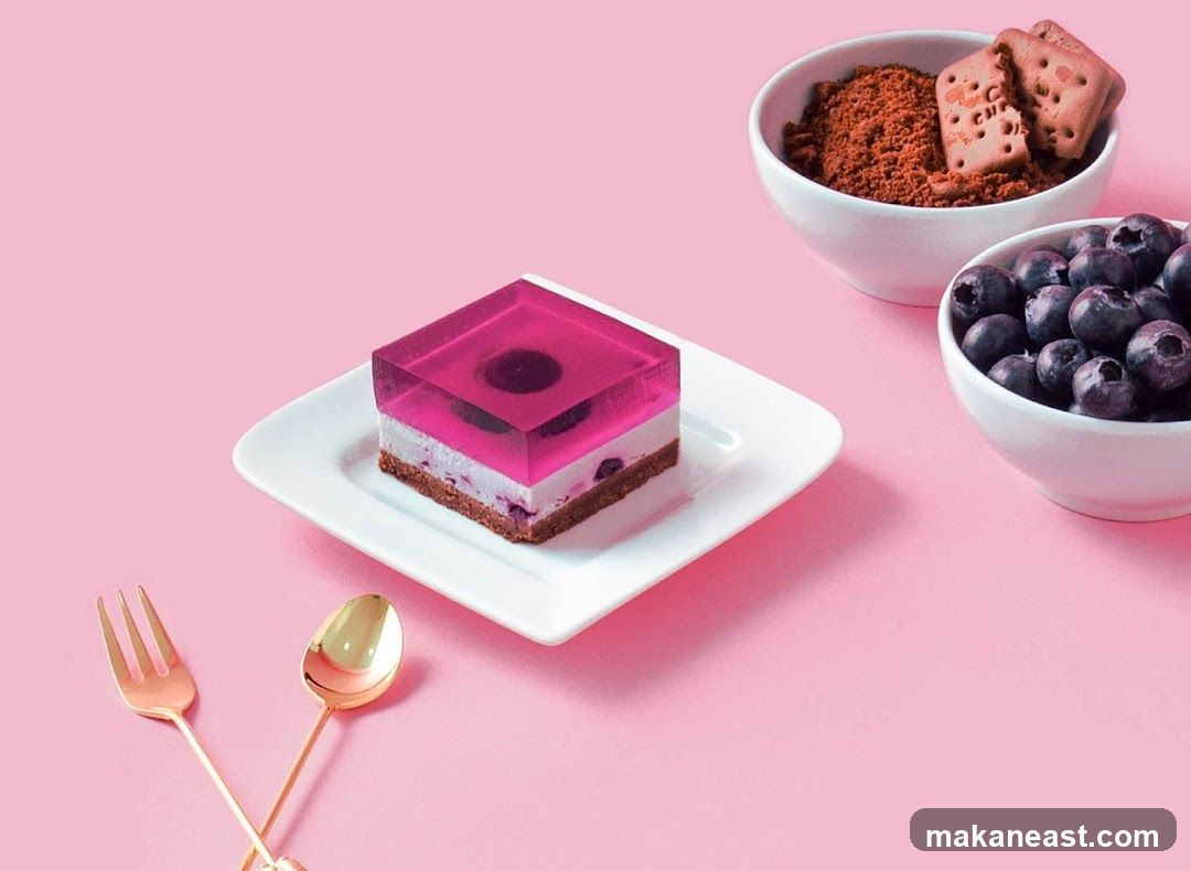 Dessert with Blueberries and Chocolate Crumble