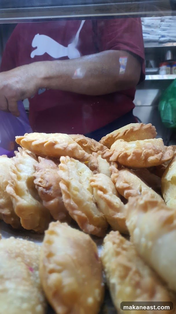 Goreng Pisang & Kuek Mueh