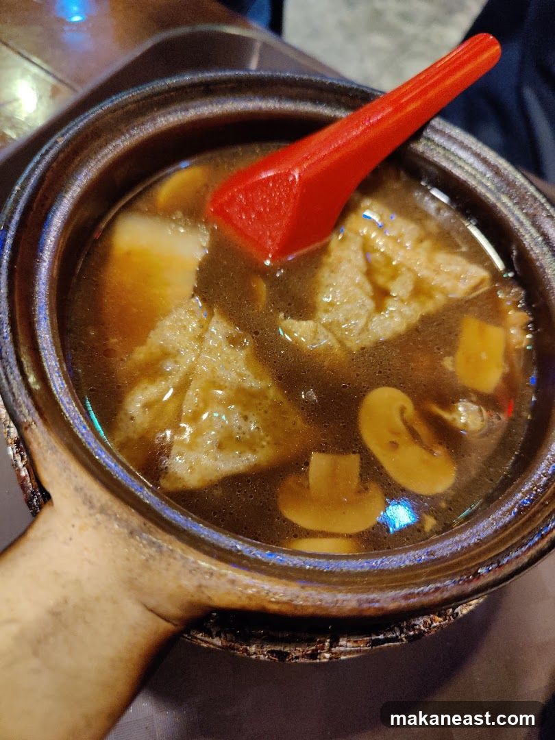 Klang Bak Kut Teh / Petaling Street Famous Clay Pot Chicken
