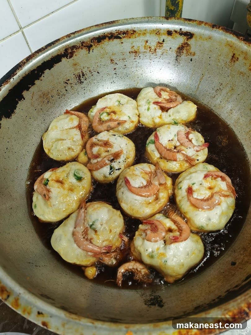 Shrimp Cakes Frying