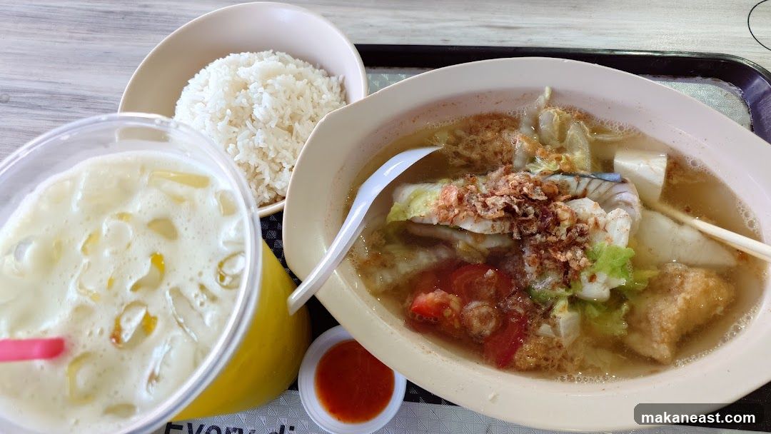 Fish Soup with Rice and Drink