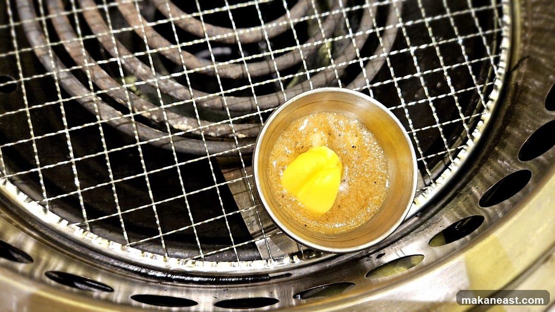 Grill with Sauce and Butter