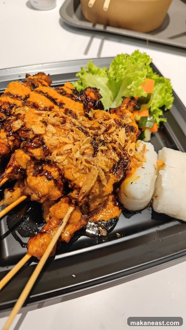 Chicken Satay with Rice Cakes