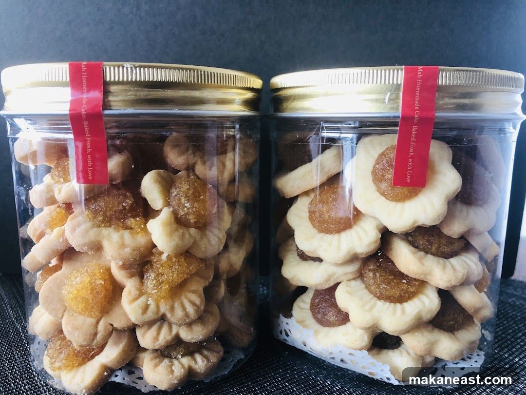 Cookies in Jars