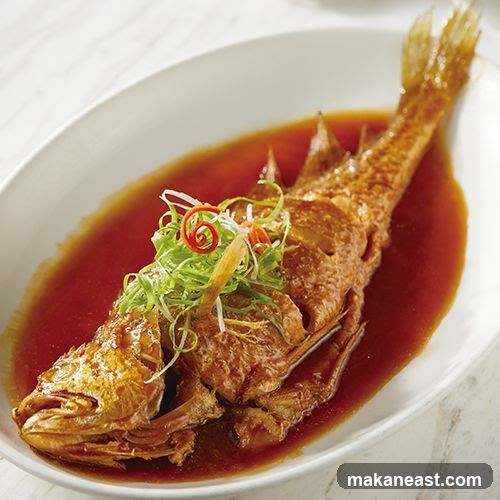 Whole Fried Fish with Sauce
