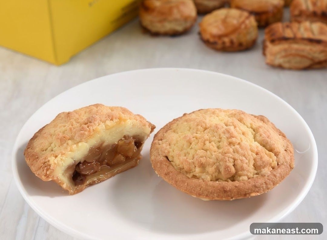 Apple Crumble Tarts