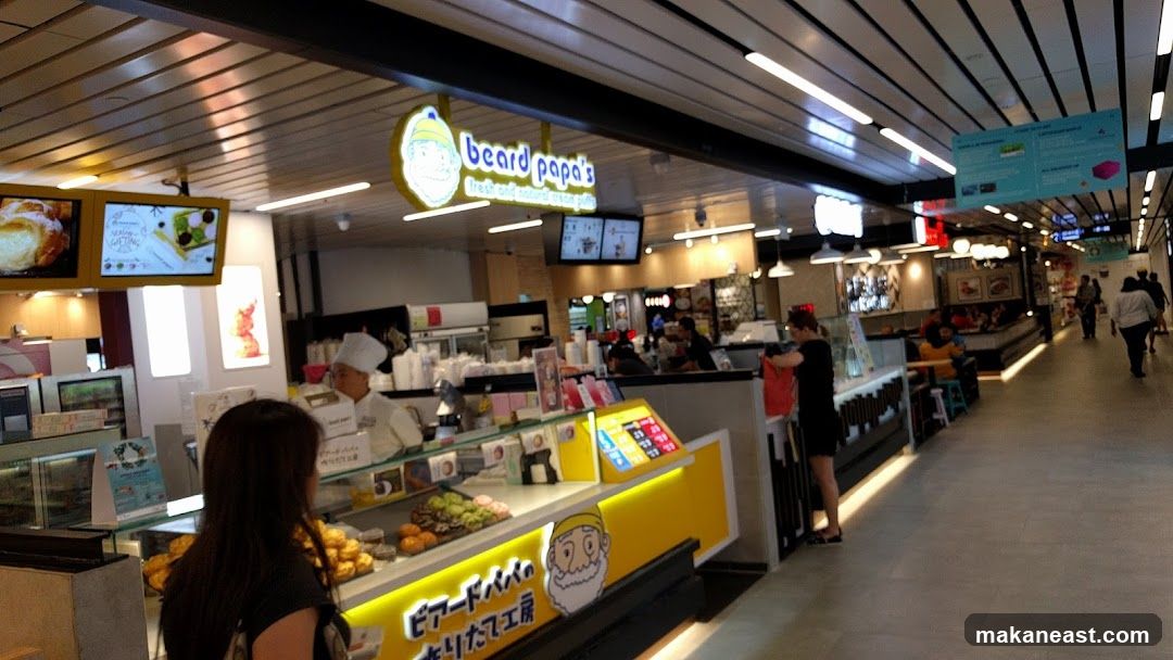 Beard Papa's Storefront