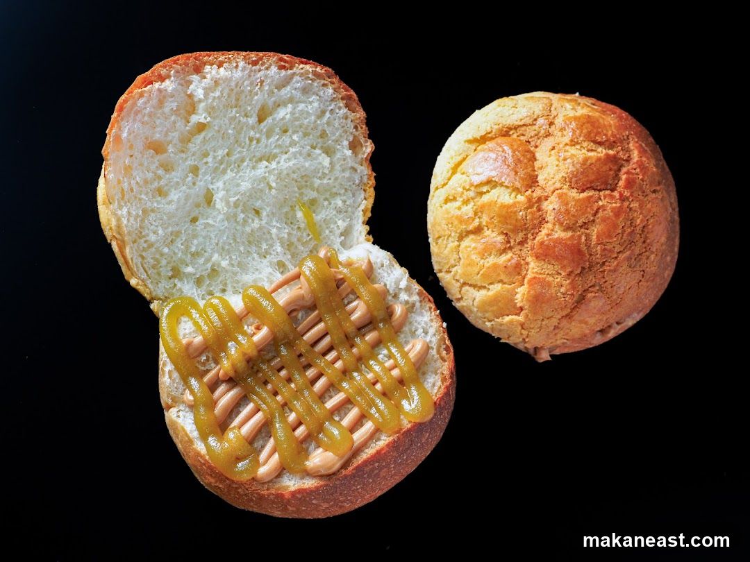 Pineapple Bun with Peanut Butter
