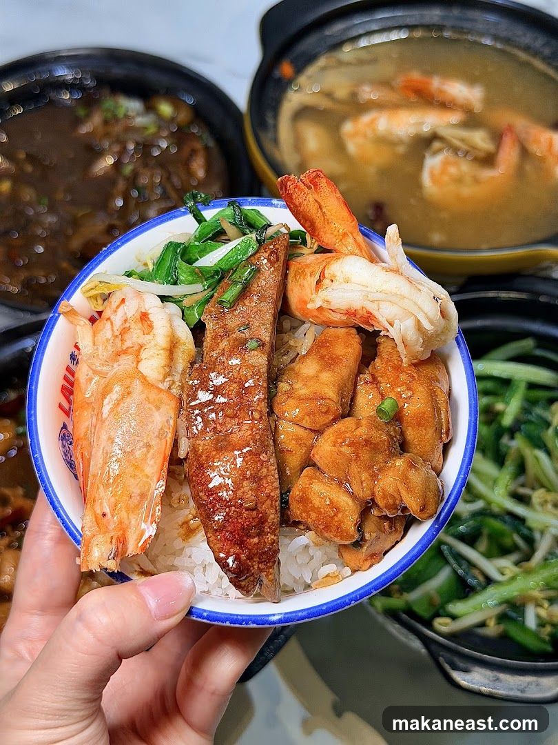 Rice Bowl with Shrimp and Meat