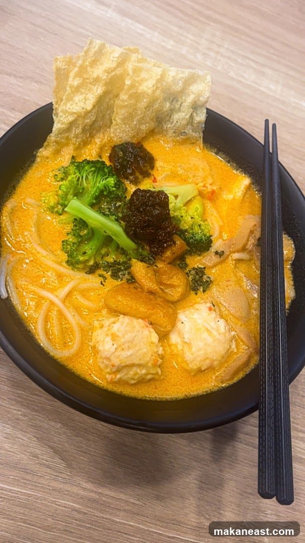Laksa with Broccoli and Fish Balls