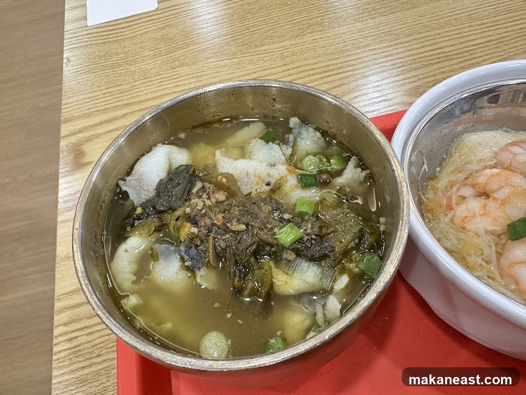 Fish Soup and Shrimp Noodles