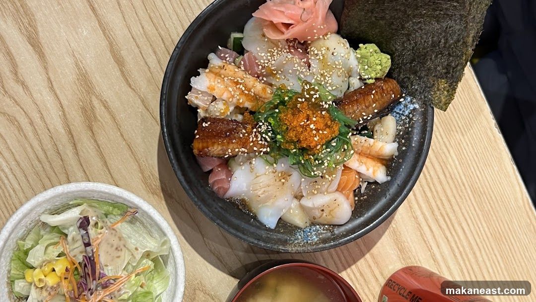 Chirashi Bowl and Salad