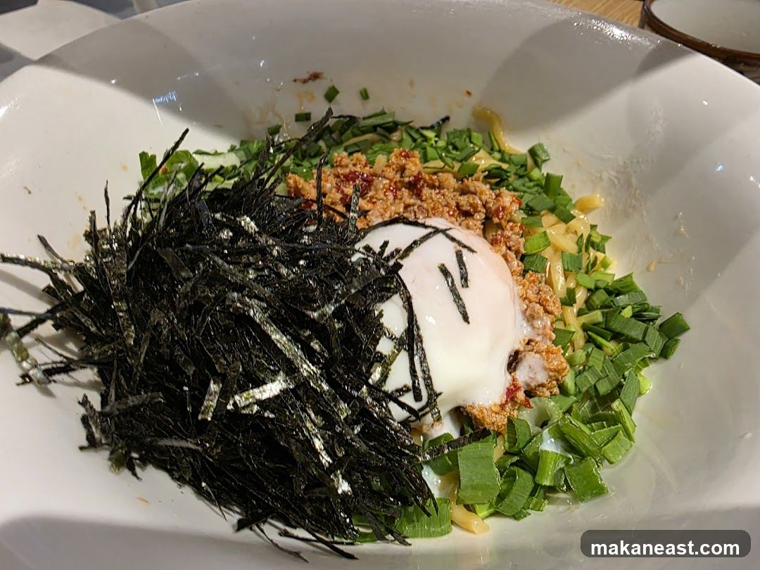 Noodle Bowl with Egg and Seaweed