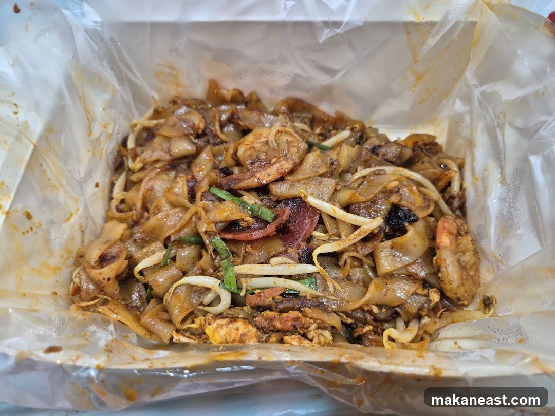 Stir-fried noodles with shrimp