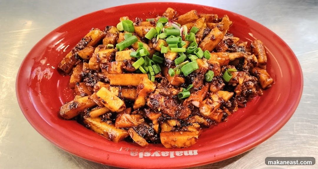 Stir-fried dish with chopped scallions