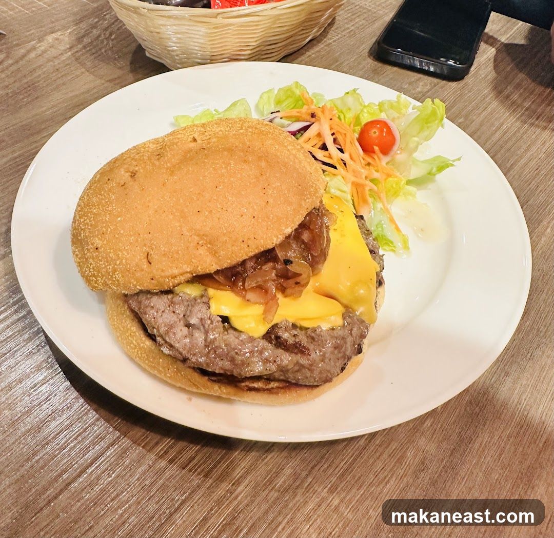 Cheeseburger with Side Salad