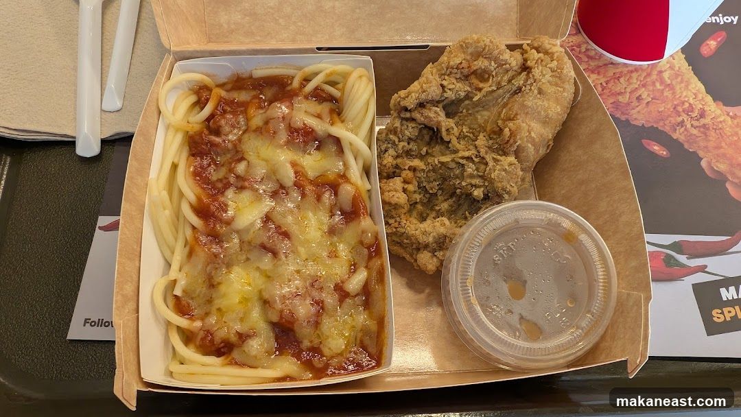 Fried Chicken and Spaghetti Meal