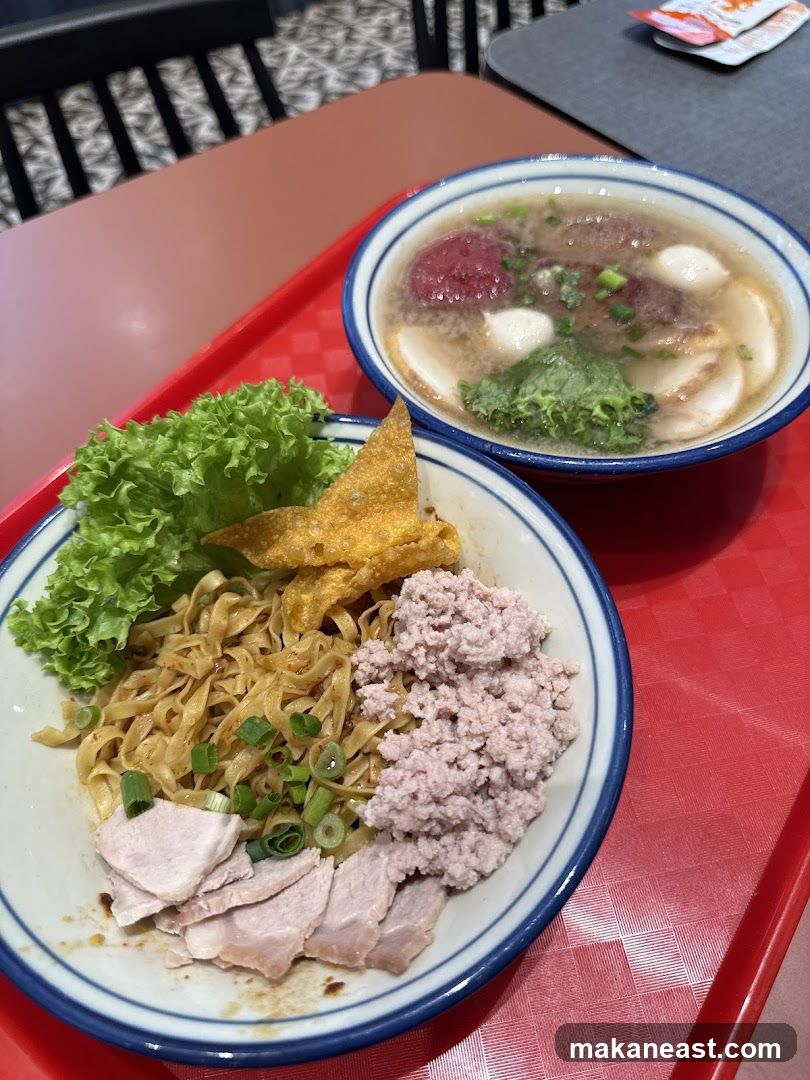 Loong Ji Bak Chor Mee 龍記肉脞面 (Singpost)