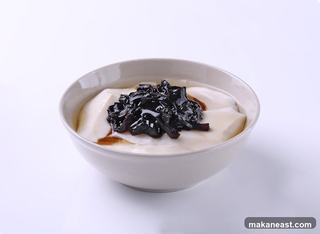 Tofu Pudding with Toppings