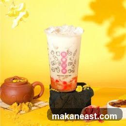 Drink with toppings